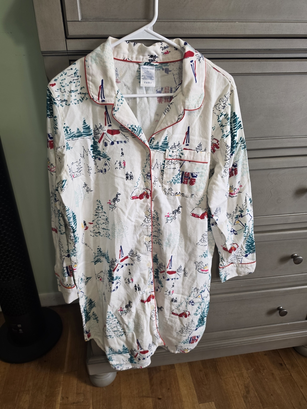 Lands' End White Holiday Scene Pajama Top with Red Piping